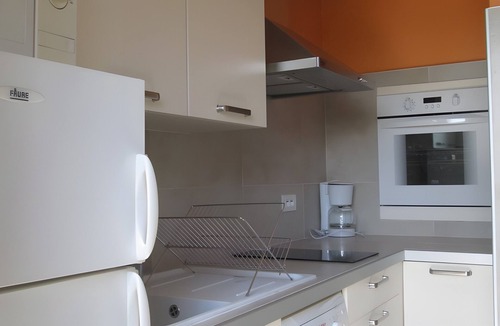 Gondrin House | Holiday Home "Charming Country Cottage" with Private Garden