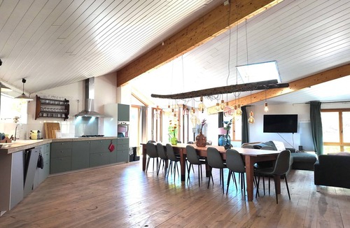 Roussines House | Holiday Home 'Domaine De Bellac - Le Triangle' with Private Pool, Terrace & Wi-Fi