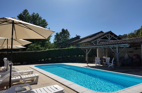 Roussines House | Holiday Home 'Domaine De Bellac - Le Castel' with Shared Pool, Garden and Wi-Fi