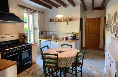 Chaille-les-Marais House | Holiday Home 'L'hébergerie Sablotine' with Private Pool, Terrace and Wi-Fi