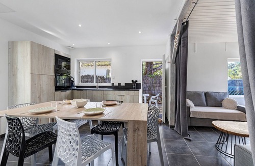 La Tranche-sur-Mer House | Holiday Home 'Ca M'Suffit' with Private Heated Pool, Terrace and Garden