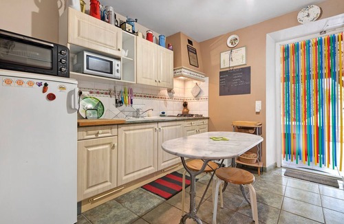 Aramits House | Holiday Home "Gîte La Petite Gourmande" with Shared Terrace, Communal Garden and Wi-Fi