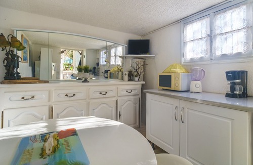 Peille House | Holiday Home 'Maison À Peille' with Sea View, Private Terrace and Wi-Fi