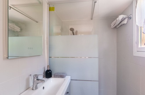 Peille House | Holiday Home 'Maison À Peille' with Sea View, Private Terrace and Wi-Fi