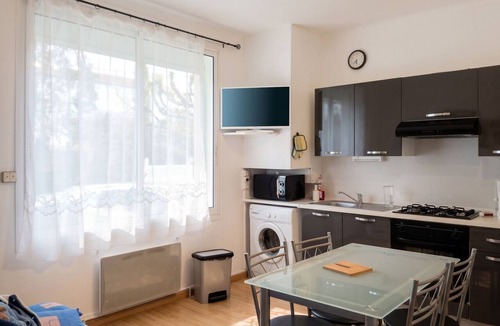 Jonzac Apartment | Homerez - Apartment in Jonzac