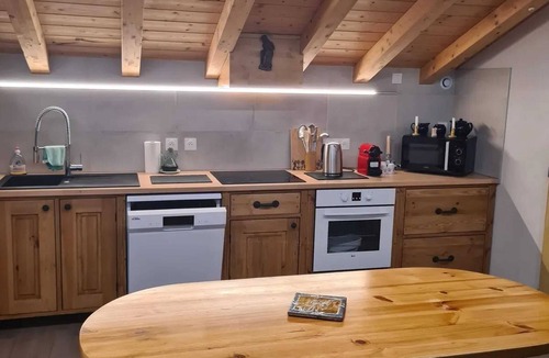 Seez Apartment | Homerez - Apartment in Séez