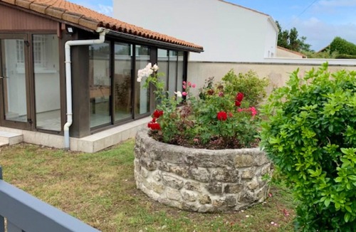 Arvert House | Homerez - Big house for 12 ppl. with swimming-pool, garden and terrace at Arvert