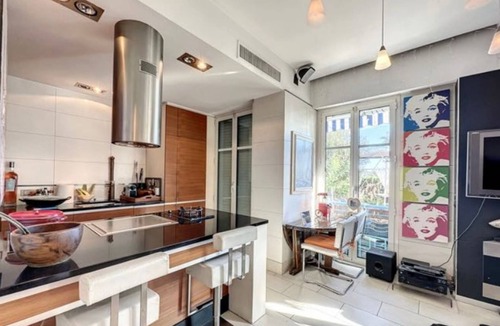 Les Baumettes Apartment | Homerez - Charming seafront apartment in Nice 60 m² with private terrace
