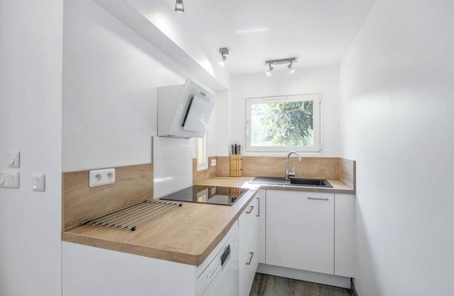 Hyeres Apartment | Homerez - Comf. Apart Hyères