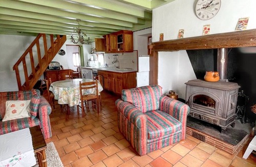 Piets-Plasence-Moustrou House | Homerez - Peaceful country house with garden