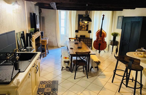 Centre Ville House | Homerez - House, Niort