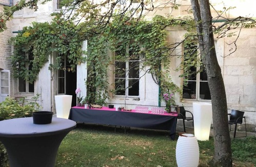 Centre Ville House | Homerez - House, Niort