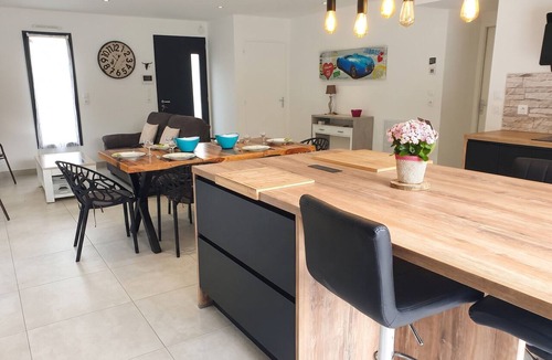 Saint-Jean-de-Monts Villa | Homerez - Villa Saint-Jean-de-Monts