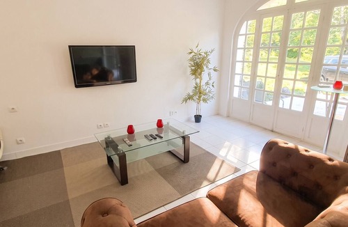 Montgivray Villa | Homerez - Villa in Montgivray