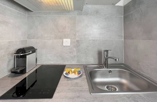 Gaillard Apartment | Homey Blue - Studio/Close to tram/Private balcony