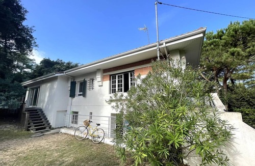 Soorts-Hossegor House | HOSSEGOR. Villa GINKI between lake and ocean for 11 persons