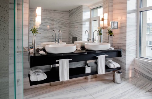 Innere Stadt Hotel | Hotel Schweizerhof Bern & Spa