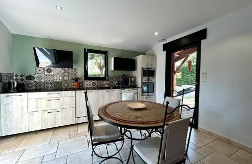 Verruyes House | House for 10 people, 4 bedrooms, 2 shower rooms