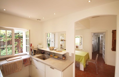 Saint-Tropez City Centre House | House, greenery and pool in the heart of Saint-Tropez.