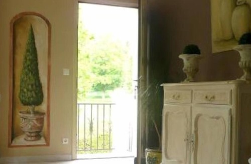 Saint-Vallier-de-Thiey Apartment | House / Villa - Saint-Vallier-de-thiey