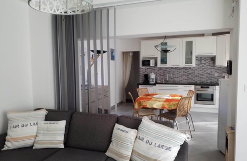 Fromentine House | House with enclosed garden, 5 minutes' walk from the beach adjacent to the forest