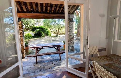Sainte-Maxime House | House with garden, 300m from the sea, 5mn by bike from the center, 2 bedrooms, sleeps 6