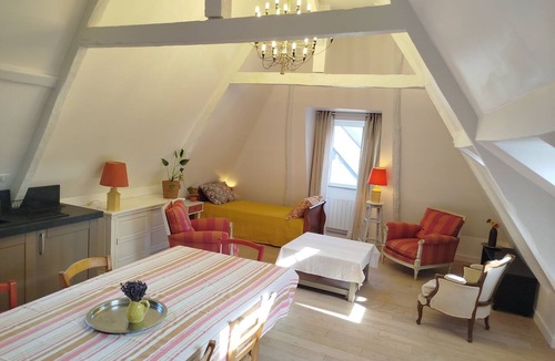 Quimper Apartment | Hyper center, charm, view of the cathedral, pedestrian street