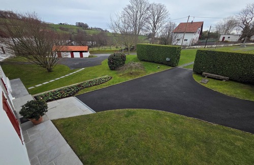 Mendionde Apartment | Ideal for discovering the Basque Country: cosy apartment, terrace and magnificent view.