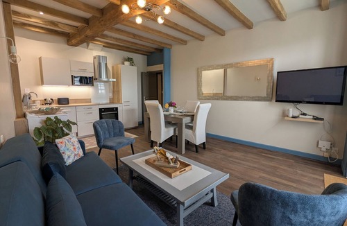 Julienne Bed & Breakfast | Ideal for families, couples and relaxing holidays, swimming pool, quiet, authentic.