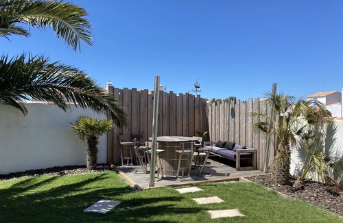 L'Epine House | Ile de Noirmoutier house comfortable, enclosed garden near the sea and harbor
