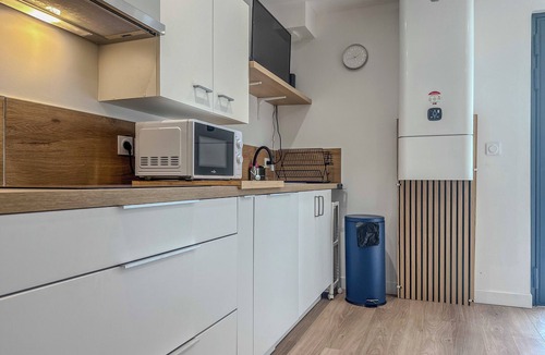 Quartier Chorier-Berriat Apartment | #IM | The Victoria 10 💟