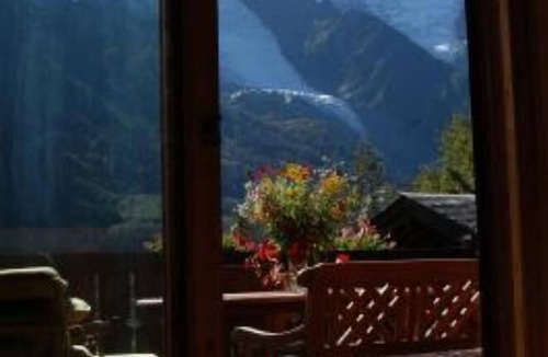 Chamonix City Centre Ski Chalet | IN CHAMONIX, LUXURY CHALET, full south, front the Mont Blanc