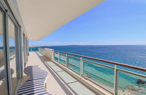 Cannes La Bocca Apartment | Incroyable 4P Vue Mer Panoramique
