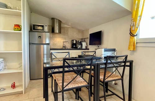 Valbonne Villa | JdV Holidays Villa Clématite, 4 Bedrooms, A/C & Pool, Within Walking of Village