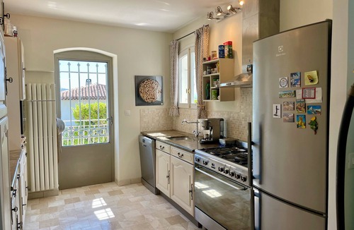 Valbonne Villa | JdV Holidays Villa Clématite, 4 Bedrooms, A/C & Pool, Within Walking of Village