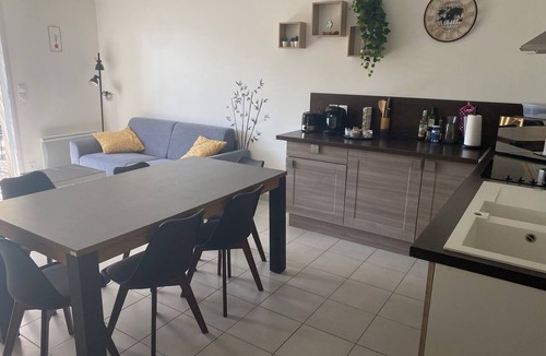 La Plaine-sur-Mer House | Joalland's Cozy Retreat, 50 meters from the sea