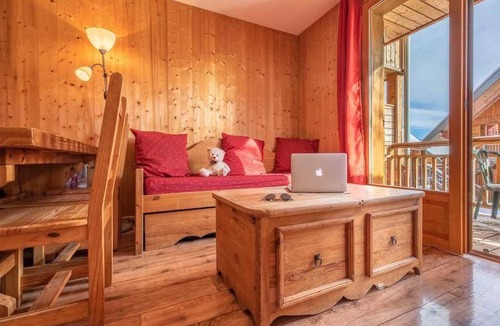La Feclaz Condo | Joli Appartement à la Montagne