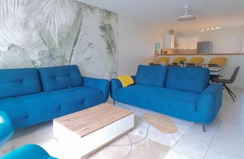 Chateau-d'Olonne House | Jolie et grande maison rénovée quartier Le Hameau des Pins Les Sables - 8 personnes