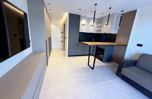 Juan-les-Pins Apartment | Juan les Pins - Apartment for 2 people - Wifi & Parking