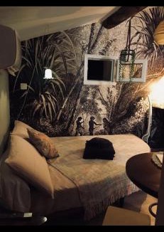 6th Arrondissement Apartment | Jungle Spa