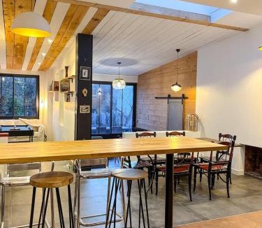 Lagord Villa | L'échappée, piscine, billard et parking privé
