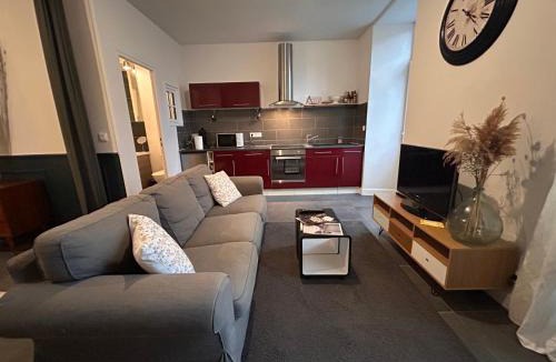 Aubusson Apartment | L'Albuconis 1 Grand Studio