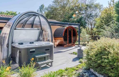 Pompejac Apartment | L'Escale Sud Gironde - Séjour en amoureux avec jacuzzi privatif - Piscine - Massage Traiteur & Brunch possibles