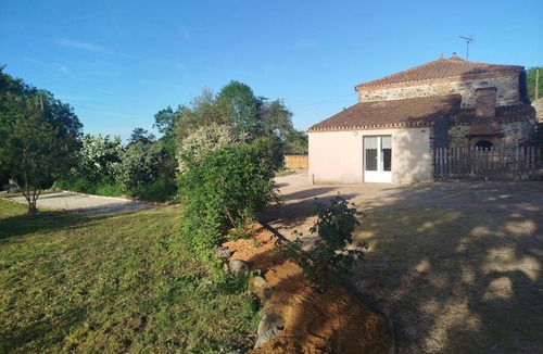 Chanteloup-les-Bois House | L'escapade des fenêtres