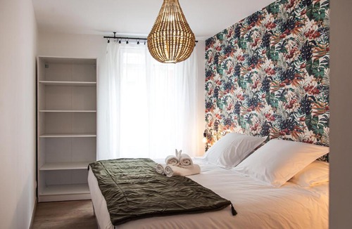 Chateauroux Apartment | L'Escapade-Hypercentre-Spa-parking privé-tout équipé