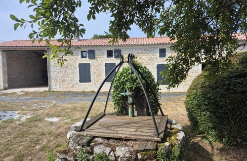 Montpellier de Medillan House | L'Hégoa