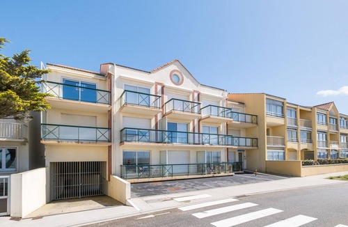 Tharon-Plage Apartment | L'Océanide - Vue mer pour 6 voyageurs