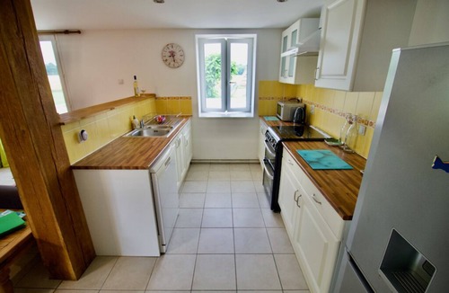 Saint Germain du Seudre Cottage | La Bigorre Grange - family friendly, heated pool, 30 mins to gorgeous beaches