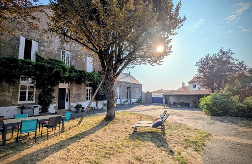 Les Landes-Genusson House | La Bonne Ecole - La Marelle Vacation Rental - Sleeps 7 - 20 min from Puy du Fou -