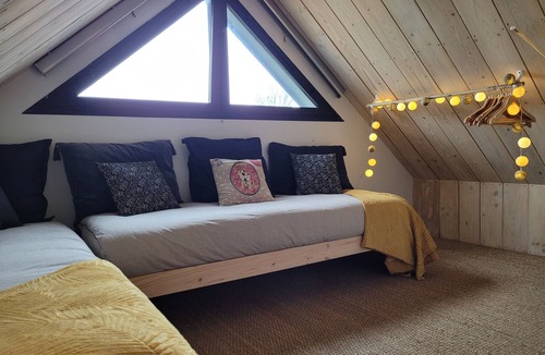 Mesquer Cabin | La Cabane des Salines, near the sea and the salt marshes.